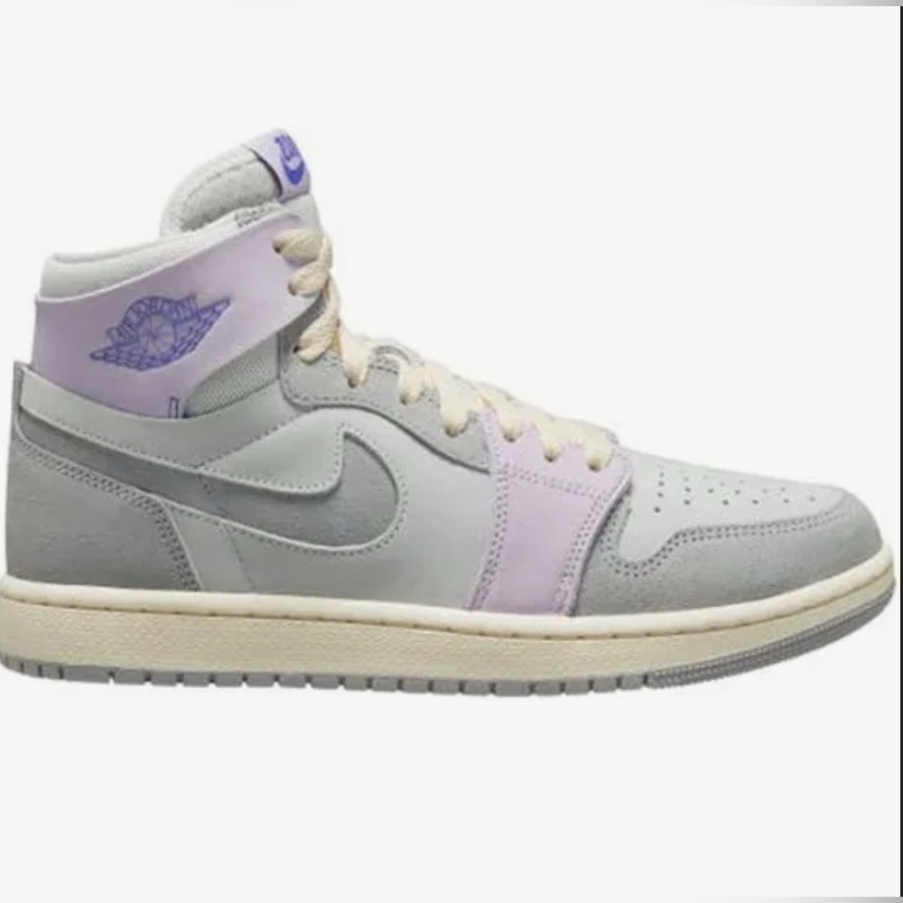 NIKE Jordan Air Zoom Women's Gray and Purple Sneakers size 5